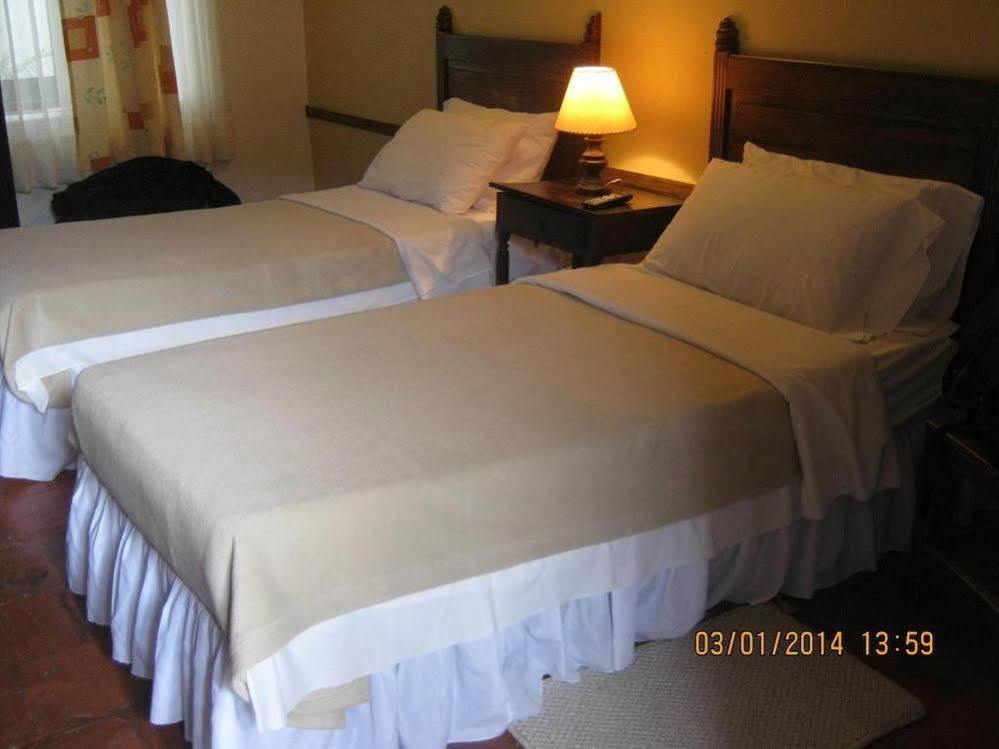 Hotel Meson De Los Virreyes ビージャ・デ・レイバ エクステリア 写真